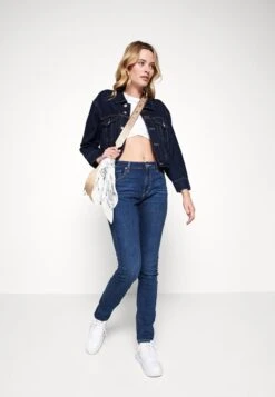 Pier One BANDANA UNISEX 3 PACK - Tuch - Black/white/beige 10 Pier One BANDANA UNISEX 3 PACK - Tuch - Black/white/beige -Pier One 019bfd3b306a49bfb36d42a4a87d1b8e