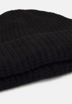Pier One SHORT MICRO BEANIE UNISEX - Mütze - Black 8 Pier One SHORT MICRO BEANIE UNISEX - Mütze - Black -Pier One 0ebb65d54b0643c5908d2c2364f4ca2c