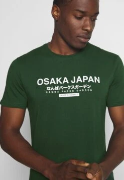 Pier One OSAKA TEE - T-Shirt Print - Green 9 Pier One OSAKA TEE - T-Shirt Print - Green -Pier One 1020131a5f7a4e86b543150e8a18156a