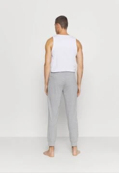 Pier One 2 PACK - Nachtwäsche Hose - Mottled Dark Grey/mottled Grey 8 Pier One 2 PACK - Nachtwäsche Hose - Mottled Dark Grey/mottled Grey -Pier One 19d064d2851f4acfa521ce0576d2c8f9