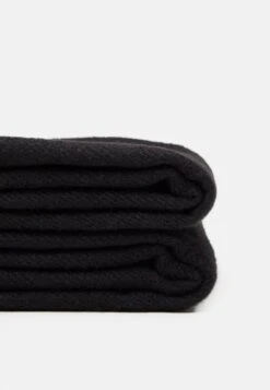 Pier One UNISEX - Schal - Black 8 Pier One UNISEX - Schal - Black -Pier One 1a3ef4f2f2a44f909215ae85a2df8cb4