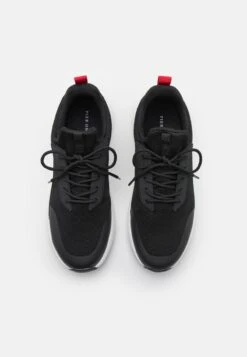 Pier One Sneaker Low - Black 9 Pier One Sneaker Low - Black -Pier One 1c425e529e484e5991d10e47a7b41649