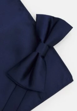 Pier One SET - Einstecktuch - Dark Blue 9 Pier One SET - Einstecktuch - Dark Blue -Pier One 4d3d06ee29cd456e8d877f6a3ce17af0