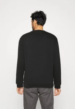 Pier One Sweatshirt - Black 8 Pier One Sweatshirt - Black -Pier One 63c0b1b6e5bd45119b01c50287f6b048