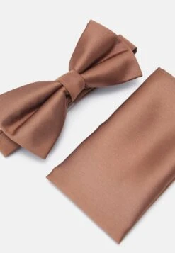 Pier One SET - Sonstige Accessoires - Brown 10 Pier One SET - Sonstige Accessoires - Brown -Pier One 6af7cf88b06048ef8a845d4f3a089f0a