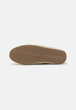 Pier One UNISEX - Espadrille - Dark Grey 10 Pier One UNISEX - Espadrille - Dark Grey -Pier One 71863cc99e4e45aaa2e0b88af2a0a347