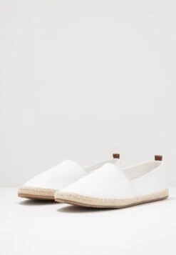 Pier One RENA ESPADRILLE UNISEX - Espadrille - White 8 Pier One RENA ESPADRILLE UNISEX - Espadrille - White -Pier One 7e077ed70ce54cb49199963da195d601