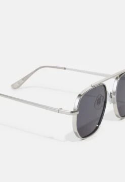 Pier One Sonnenbrille - Silver-coloured 10 Pier One Sonnenbrille - Silver-coloured -Pier One 7eeef8aa05ad4906ba1e7b08014f5f37