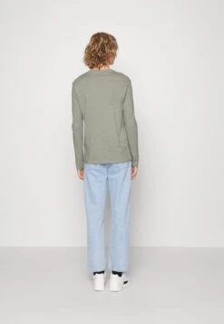 Pier One 5 PACK - Langarmshirt - Black/dark Blue/stone 8 Pier One 5 PACK - Langarmshirt - Black/dark Blue/stone -Pier One 8c24bc676a254072a665adeab726f9f5