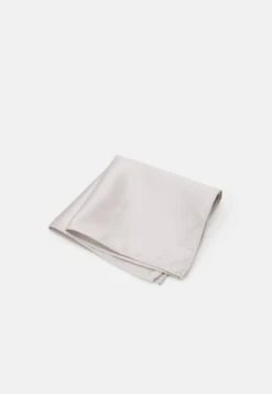 Pier One SET - Sonstige Accessoires - Silver 9 Pier One SET - Sonstige Accessoires - Silver -Pier One ac188c39a46c41b28b7968f88d050584