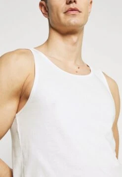 Pier One 3 PACK - Unterhemd/-shirt - Dark Blue/bordeaux/off-white -Pier One c32f9d44cb1a471bbb0689af118d570f