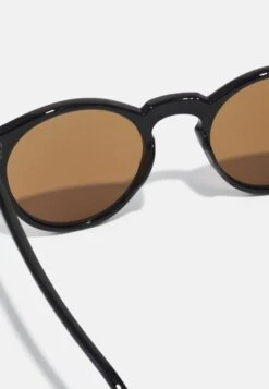 Pier One UNISEX - Sonnenbrille - Black/blue 8 Pier One UNISEX - Sonnenbrille - Black/blue -Pier One da9c902c3c0f42ed9cb742aef3377db0