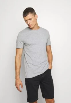 Pier One 7 PACK - T-Shirt Basic - White/blue/green 9 Pier One 7 PACK - T-Shirt Basic - White/blue/green -Pier One eda6b13a6c134a3f80a2d698b4ee4ee0